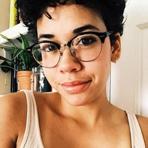 Meet your Posher, Anastasia